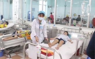 Bình Định: Cứu sống cháu bé bị sốc sốt xuất huyết nặng