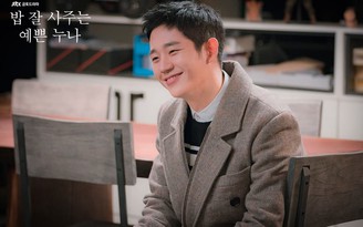 Jung Hae In, mỹ nam gây sốt trong 'Chị đẹp mua cơm ngon cho tôi'