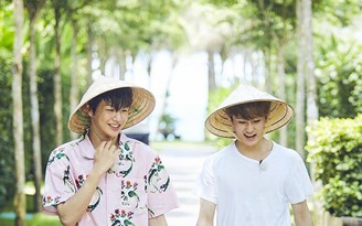 Kang Daniel và dàn sao Hàn đội nón lá, du lịch tại Đà Nẵng