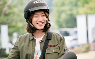 Sau lùm xùm bị kiến nghị tử hình, Kwang Soo tái xuất với phim hành động hài