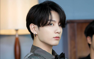 Jungkook (BTS) dẫn đầu bảng xếp hạng top 100 thần tượng Kpop 2020