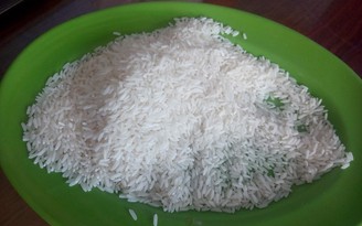 Nghi vấn gạo nhựa xuất hiện ở TP.HCM: 'Người dân nên mua gạo có thương hiệu'