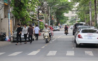 Người dân không đồng ý lập phố hàng rong ở đường Hồ Xuân Hương (Q.3)
