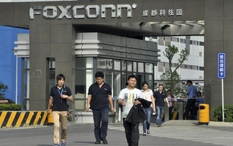 Foxconn tuyển thêm công nhân để đẩy mạnh sản xuất iPhone