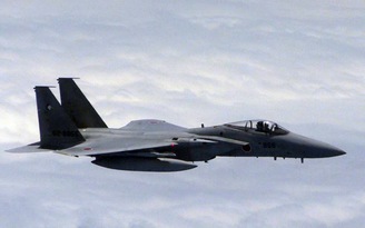 Nhật tăng gấp đôi chiến đấu cơ xuất kích đối phó máy bay ‘lạ’