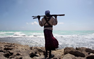 Cướp biển Somalia tái xuất sau 5 năm, cướp tàu dầu của UAE