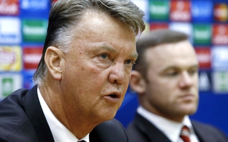 HLV Van Gal: 'Tôi phát bệnh với những lời chỉ trích Rooney'