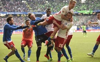 Bundesliga vòng cuối: Giọt nước mắt của Hamburg
