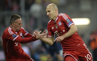 Rummenigge muốn Arjen Robben và Franck Ribery ở lại Bayern Munich