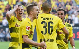 Chiến thắng thần kỳ giúp Dortmund trụ chắc trong top 3 Bundesliga