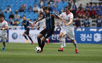 Công Phượng ngồi dự bị, Incheon United suýt thua trên sân nhà