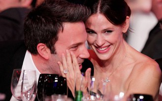 Ben Affleck và Jennifer Garner chính thức đệ đơn ly hôn