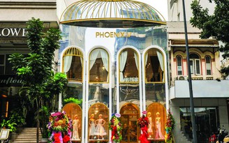 Ngẩn ngơ với Phoenix_V flagship store