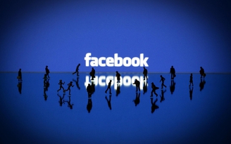 Lướt Facebook, rước thành công