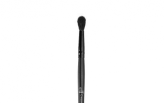 E.L.F. Crease Brush – Cọ đánh mắt thần kì cho phụ nữ châu Á