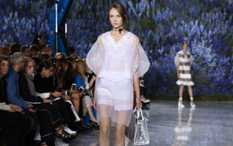 Raf Simons rời Christian Dior