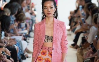 Bộ sưu tập ngọt ngào của Altuzarra tại NYFW