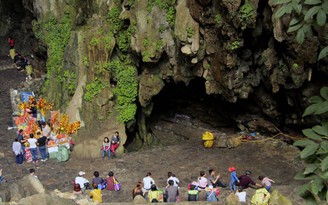 Chùa Hương cuối tháng 3 này