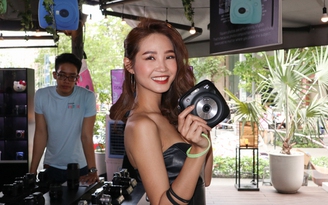 Fujifilm Việt Nam ra mắt 2 phiên bản mới của máy chụp ảnh lấy ngay