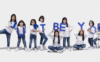"Just be you" và loạt ảnh tôn vinh "một nửa thế giới"