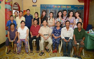 Các Hoa hậu phu nhân Trái đất 2016 về Việt Nam làm từ thiện