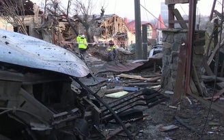 Thủ đô Ukraine bị tên lửa Nga tấn công ngay đêm giao thừa