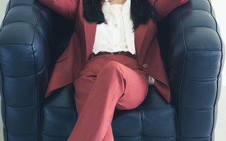 Học bí quyết “hack tuổi, hack dáng” của Song Hye Kyo