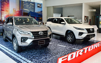 SUV 7 chỗ năm 2022: ‘Nghẹt thở’ cuộc đua doanh số giữa Ford Everest và Toyota Fortuner