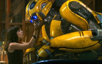 Đổi đạo diễn Michael Bay, ‘Bumblebee’ lập tức nhận mưa lời khen khi ra mắt