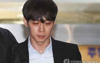 Park Yoochun thừa nhận các cáo buộc ma túy, phía công tố đề xuất 18 tháng tù