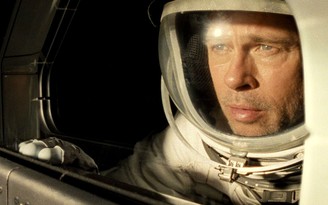 ‘Bom tấn’ du hành không gian của Brad Pitt gây sốt phòng vé quốc tế