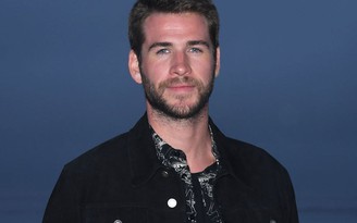 Liam Hemsworth tiết lộ cách cân bằng cuộc sống sau ly hôn Miley Cyrus