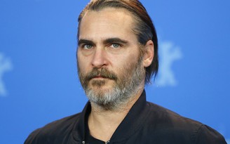 ‘Joker’ Joaquin Phoenix tiết lộ quá khứ ăn chơi, nghiện ngập