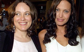 Angelina Jolie trải lòng về nỗi đau mất mẹ