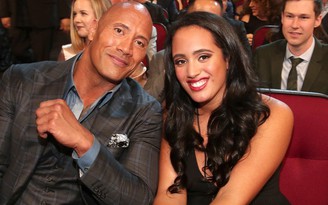 'The Rock' tự hào vì con gái nối nghiệp đấu vật của cha