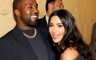 Hé lộ lý do khiến Kim ‘siêu vòng ba’ chưa thể dứt khoát ly hôn Kanye West