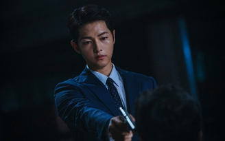 Song Joong Ki hóa trùm mafia máu lạnh trong phim truyền hình mới