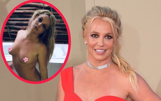 Britney Spears tung ảnh khỏa thân sau khi thoát khỏi quyền kiểm soát của cha