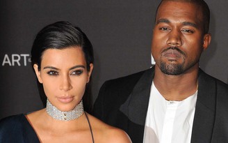 Kanye West tố Kim Kardashian cản trở gặp con