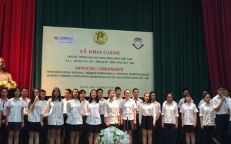 7 trường THCS ở Hà Nội tuyển học sinh lớp 6 chương trình song bằng
