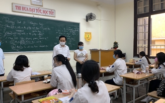 Bộ trưởng GD-ĐT Phùng Xuân Nhạ: 'Không dồn ép học sinh dẫn tới học quá tải'