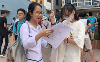 Tuyển sinh vào lớp 10 tại Hà Nội: Đề thi tiếng Anh 'dễ khủng khiếp'
