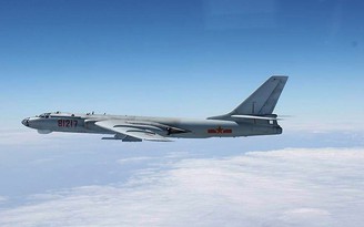 Trung Quốc điều 6 oanh tạc cơ bay giữa 2 đảo của Nhật