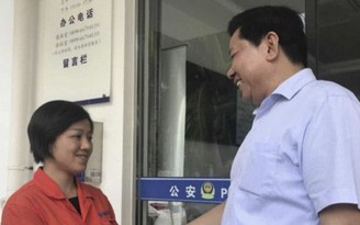 Nhặt túi tiền hơn 500 triệu đồng, trả lại người mất và từ chối tiền thưởng Nhặt túi tiền hơn 500 triệu đồng, trả lại người mất và từ chối tiền thưởng