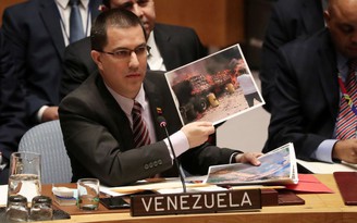 Chính phủ Venezuela nói 'đảo chính thất bại', mời thủ lĩnh đối lập đàm phán
