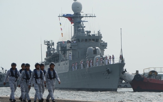 Philippines định mua hai khinh hạm mới từ Hàn Quốc