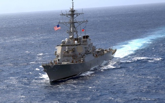 Chiến hạm Mỹ, oanh tạc cơ Trung Quốc xuất hiện gần Đài Loan