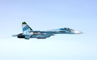 Su-27 Nga ngăn chặn 2 máy bay quân sự Mỹ trên Biển Đen