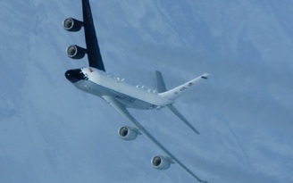 Máy bay trinh sát Mỹ theo dõi Trung Quốc phóng tên lửa ở Biển Đông?