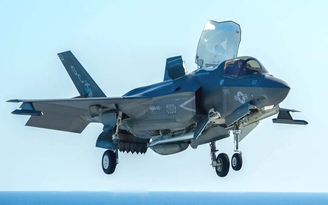 Chiến đấu cơ F-35B Mỹ 'trúng' đạn chính mình bắn ra, thiệt hại nặng